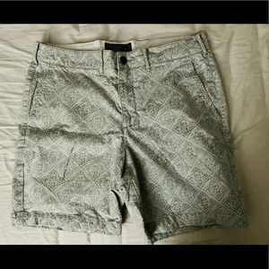 Abercrombie & Fitch Printed shorts Size 31
